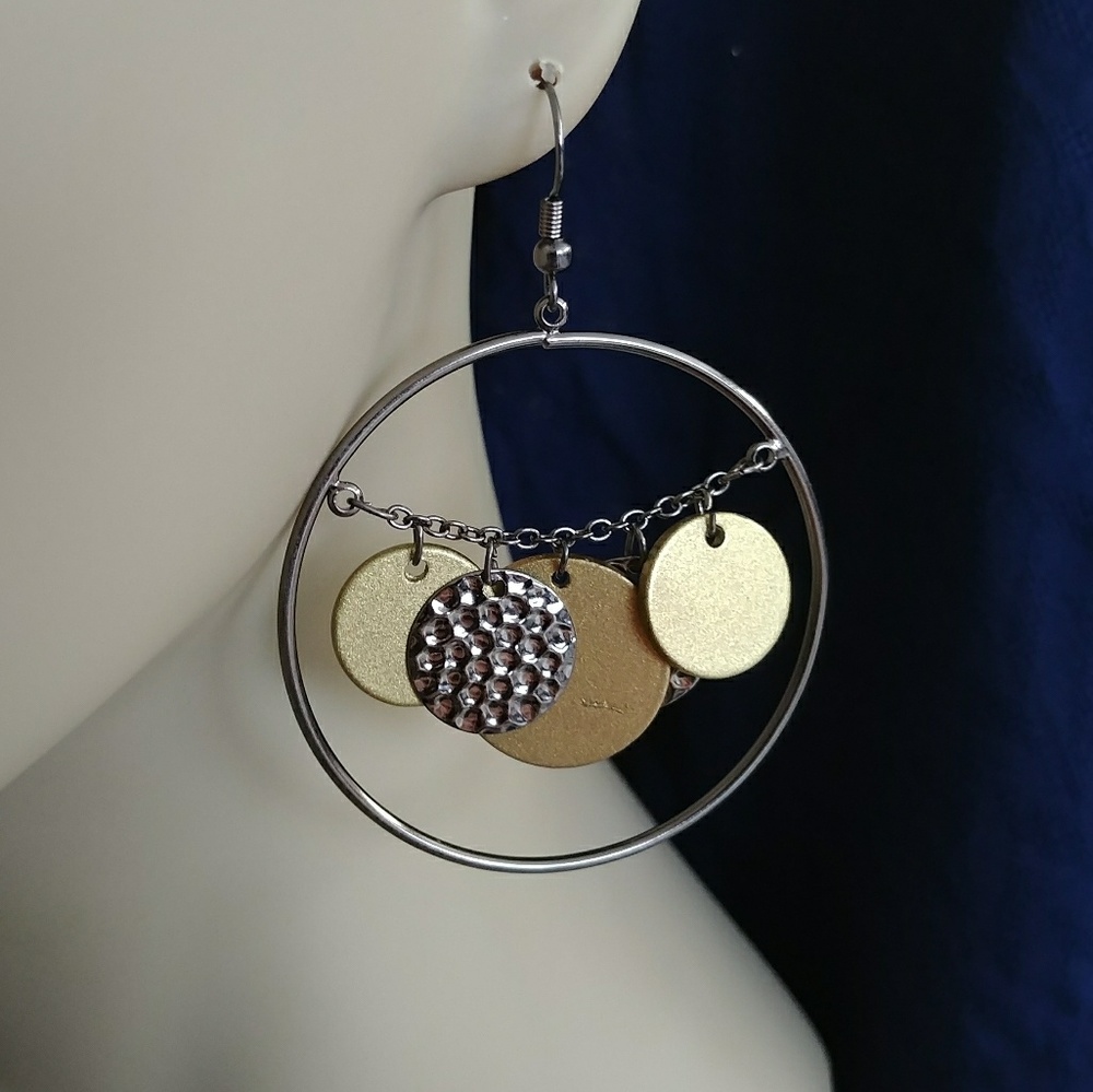 NOBLESSE COLLECTION 2003 DANGLE HOOP EARRINGS NEW
